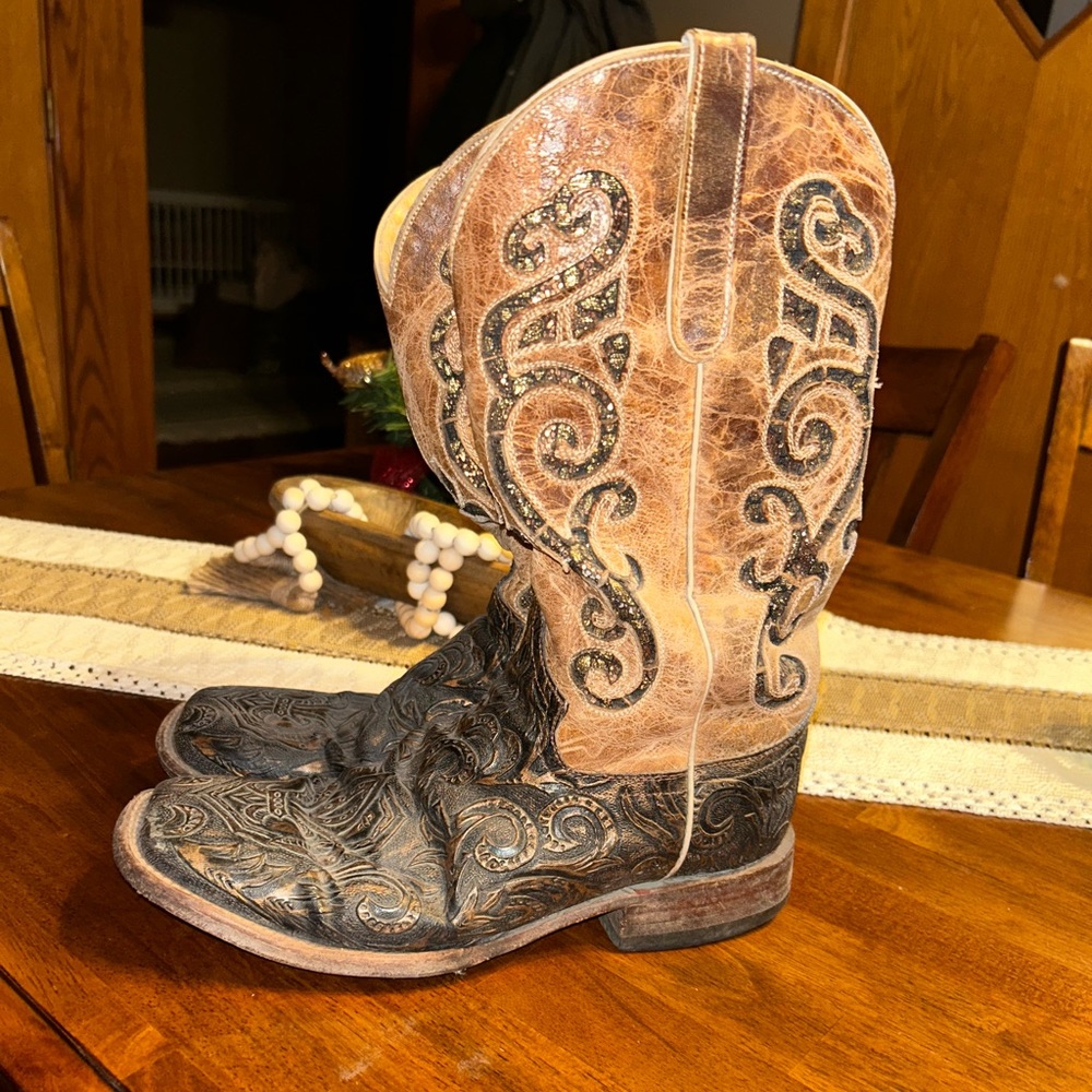 Women’s Ferrini Cowboy Boots- Square Toe